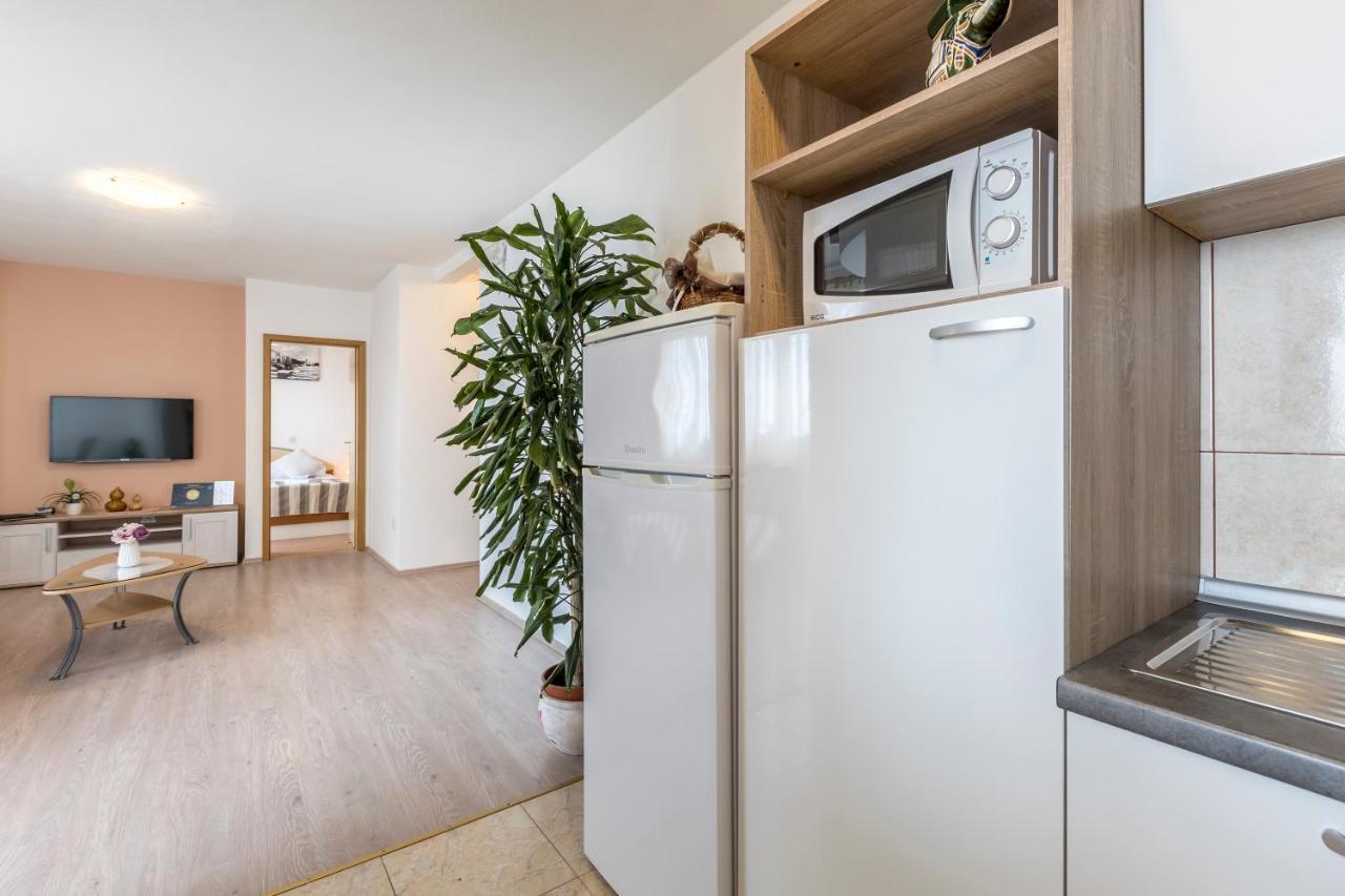 Sky Apartments ポドストラナ エクステリア 写真