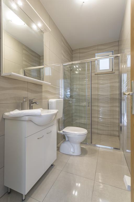 Sky Apartments ポドストラナ エクステリア 写真