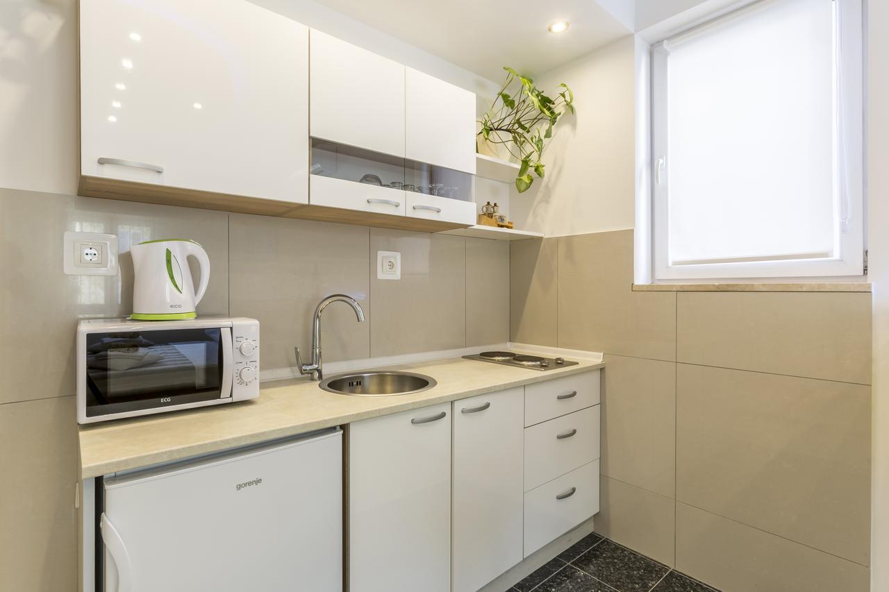 Sky Apartments ポドストラナ エクステリア 写真